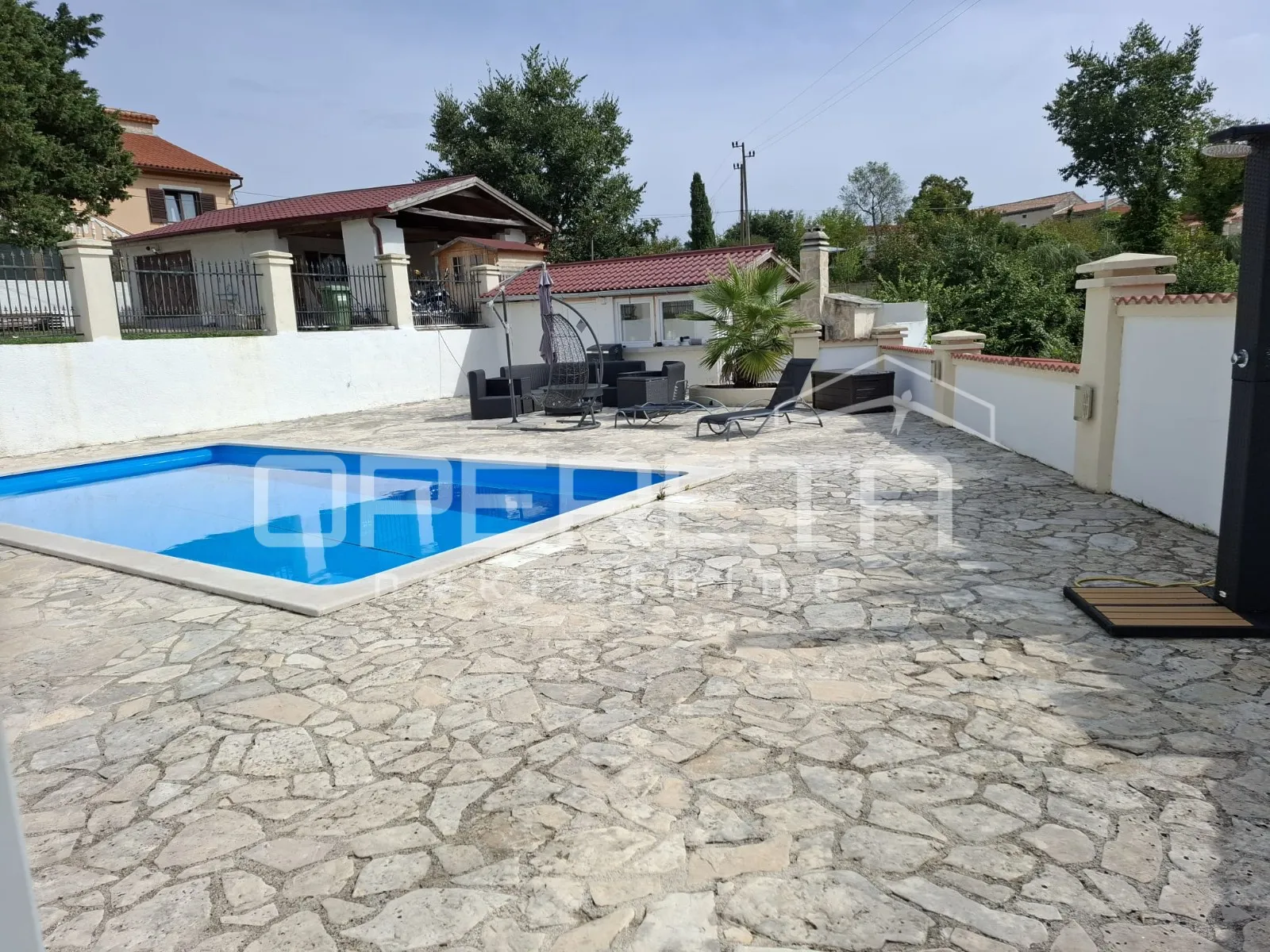 istra, marčana, kuća sa 3 spavaće sobe, bazenom i garažom, mirna lokacija - slika 2