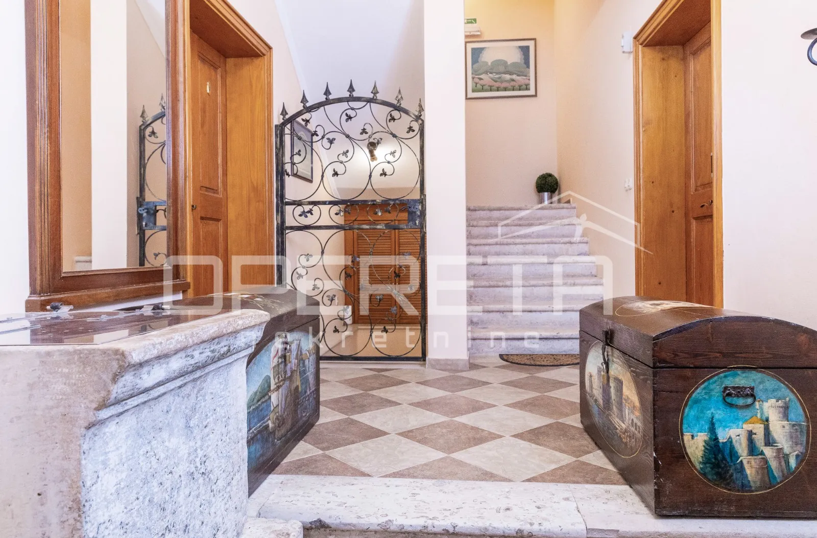 kuća s 9 turističkih apartmana i restoranom u staroj jezgri dubrovnika - slika 8
