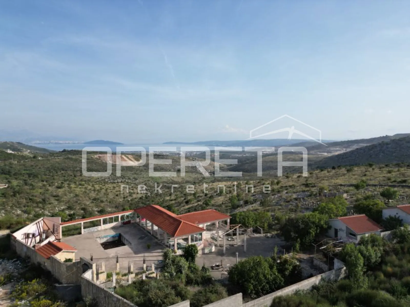 trogir, plano, građevinsko zemljište sa pogledom na zaljev - slika 3