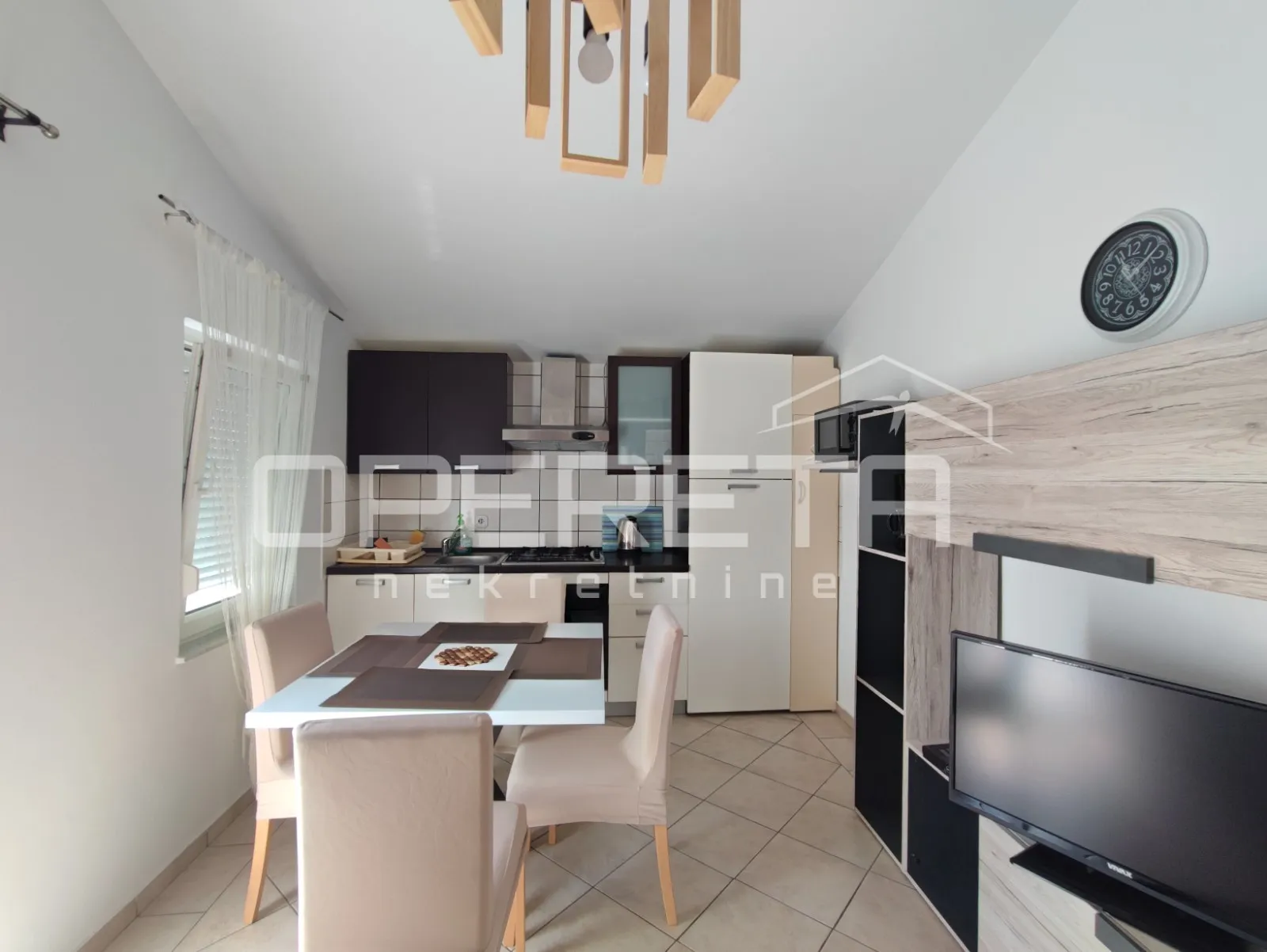 apartmanska kuća s četiri stambene jedinice, 190 m², vir - slika 40