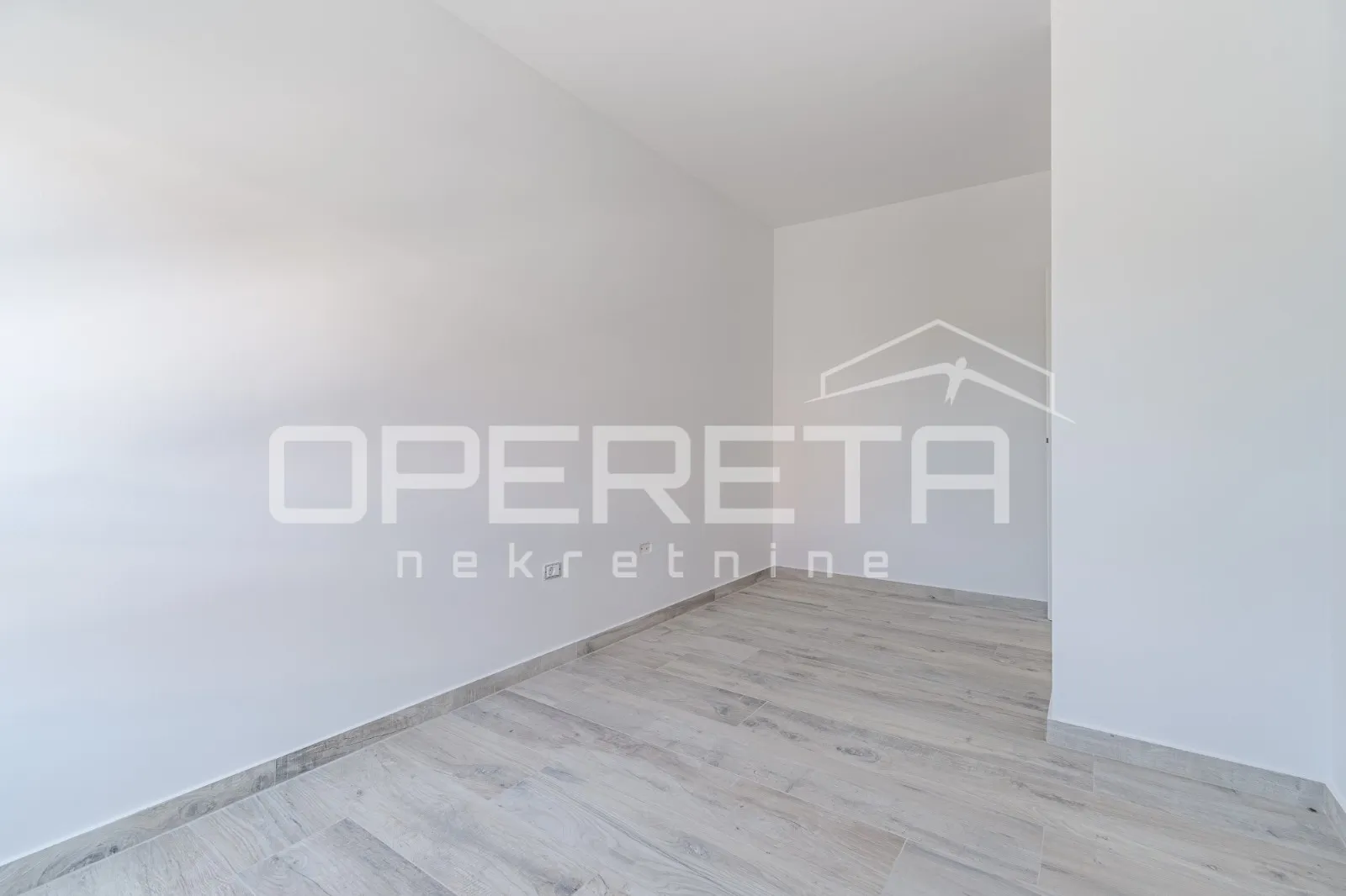 istra, umag okolica-stan na prvom katu - slika 4