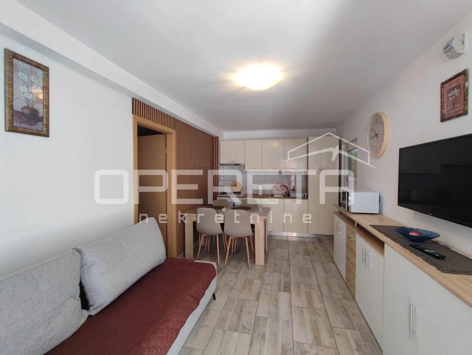 apartmanska kuća s četiri stambene jedinice, 190 m², vir - slika 20