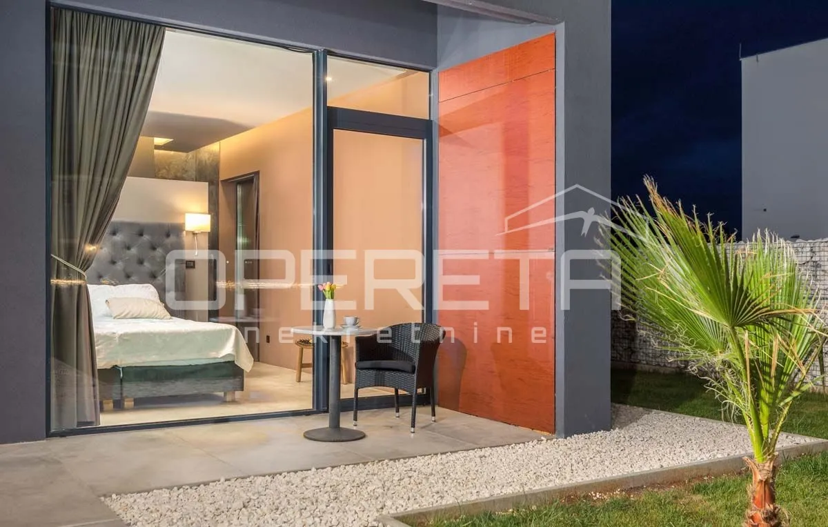 luksuzna smart home villa s pogledom na more i infinity bazenom - slika 13