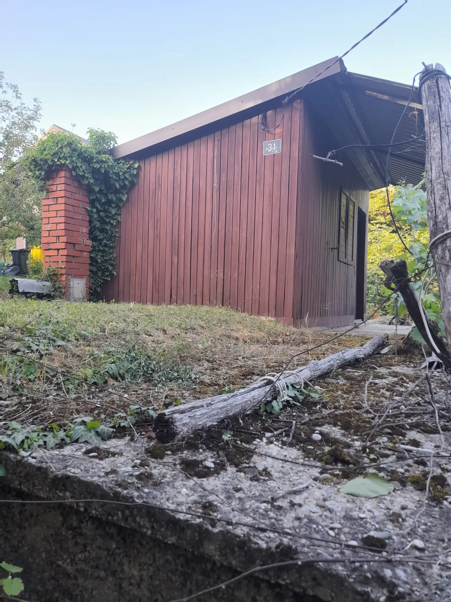 Prodajemo Vikendicu U Čučerju - Savršeno Mjesto Za Odmor U Prirodi, Nadomak Zagr - Gornja Dubrava