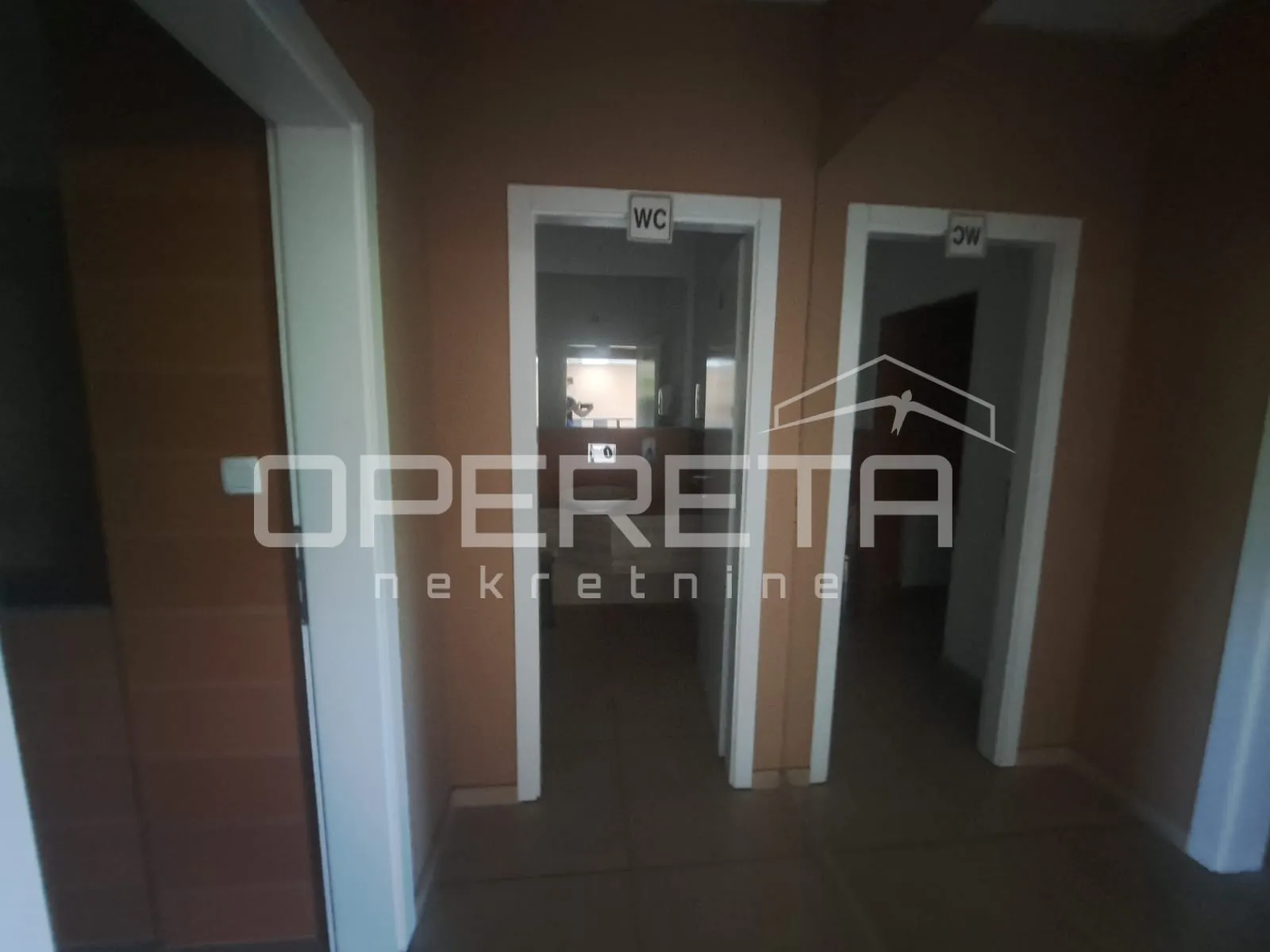 prodaja, poslovna zgrada, rugvica, okunjska ulica, 730m2 - slika 16