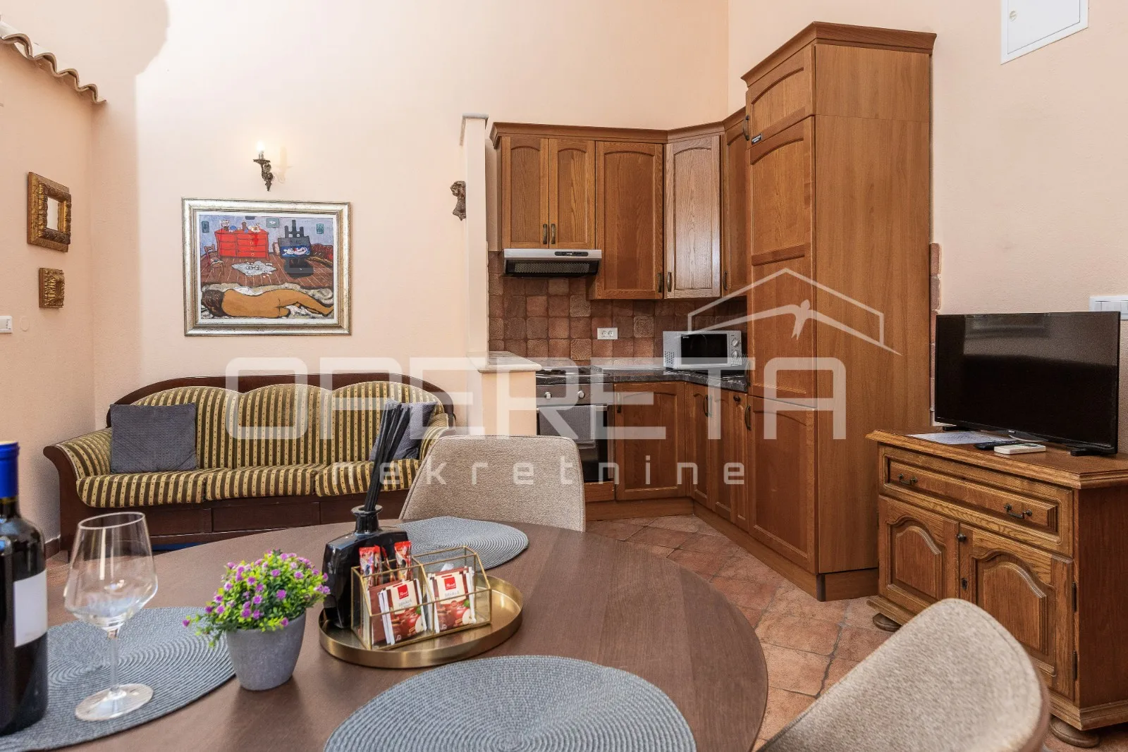 kuća s 9 turističkih apartmana i restoranom u staroj jezgri dubrovnika - slika 13