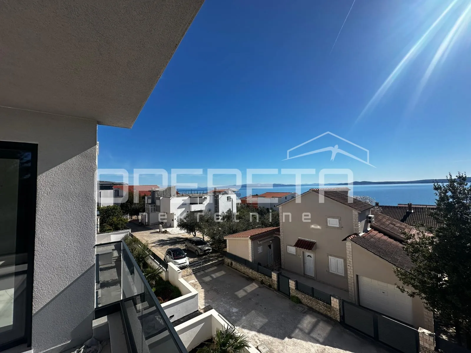 penthouse u okrugu gornjem s krovnim bazenom i pogledom na more - slika 6