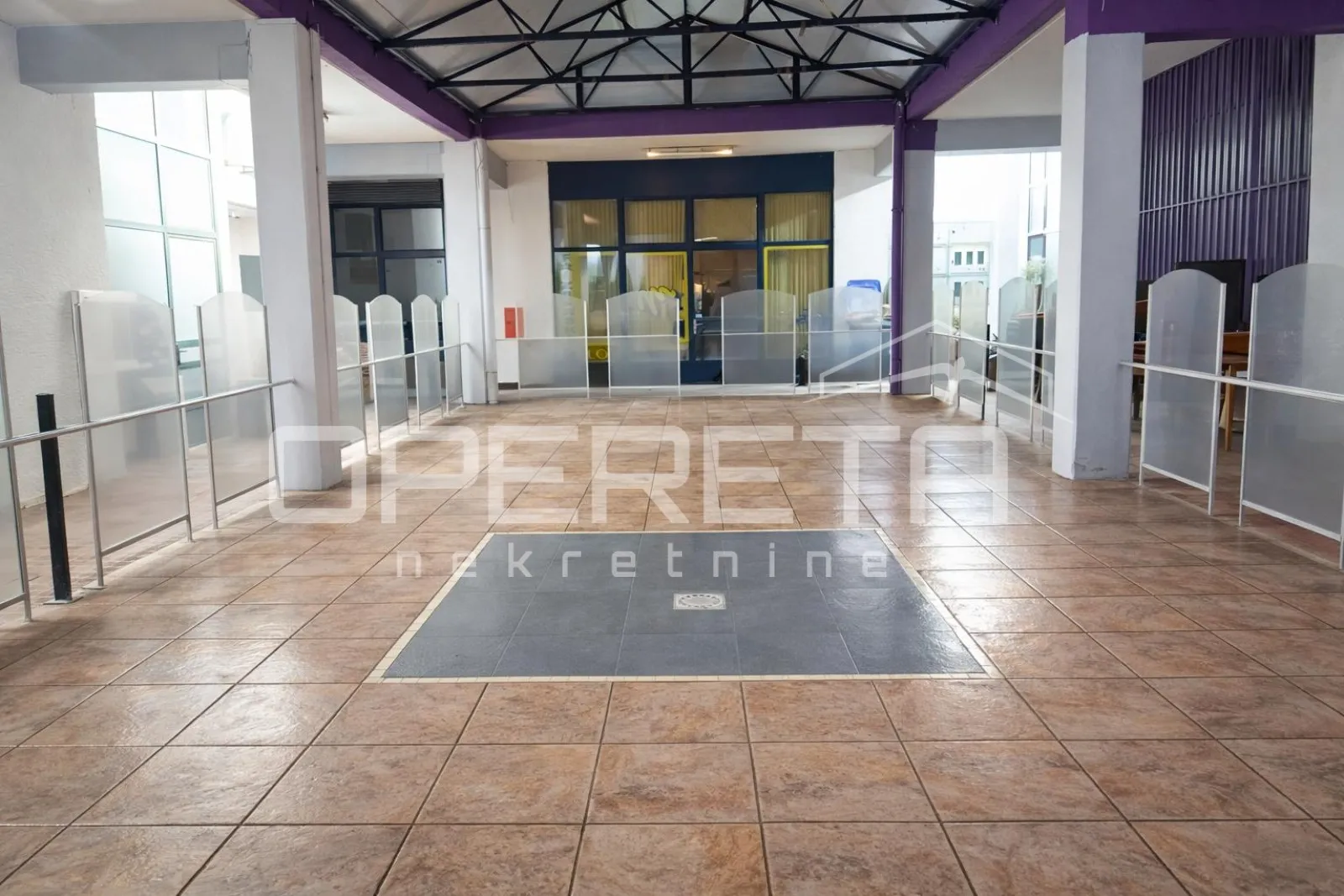poslovni prostor sa terasom i spremištem, tržnica i centar oroslavja - slika 10