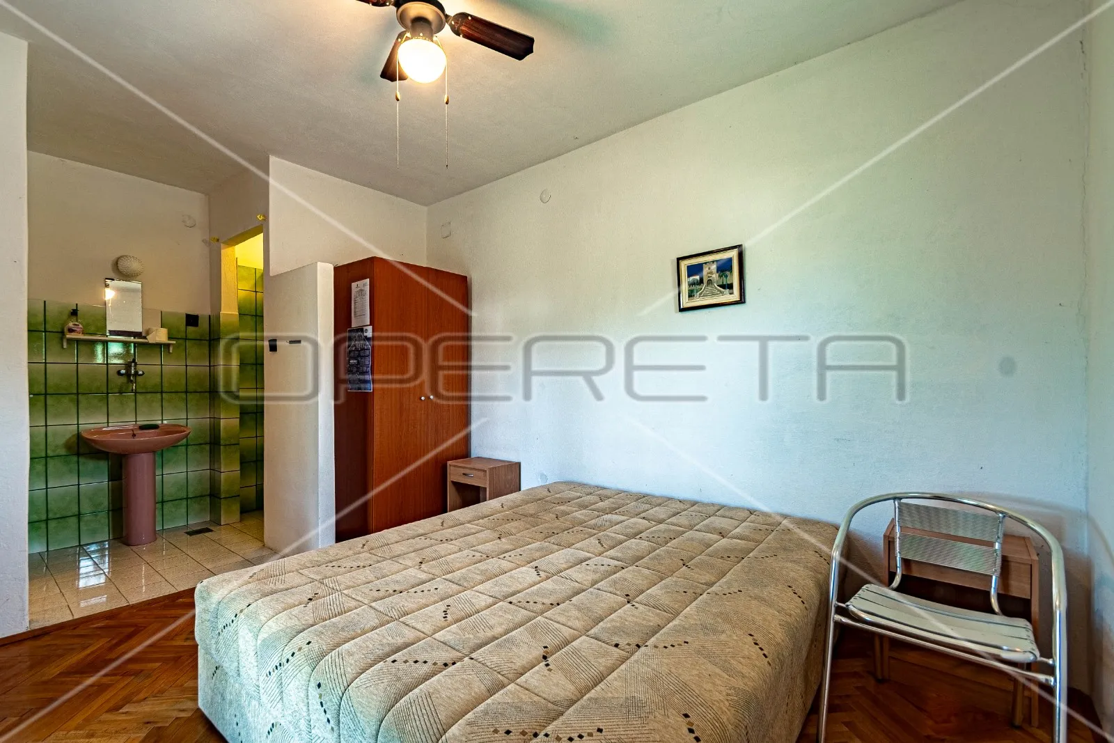 kuća sa 7 apartmana, 250 m do mora, lumbarda - slika 8