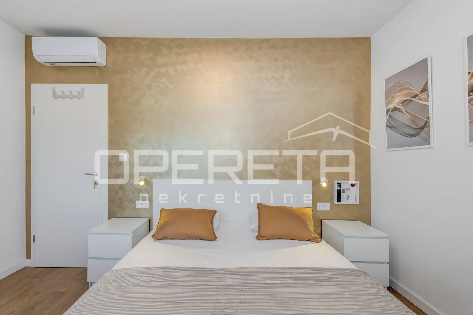novoizgrađena moderna vila s garažom i bazenom, kaštel novi - slika 12