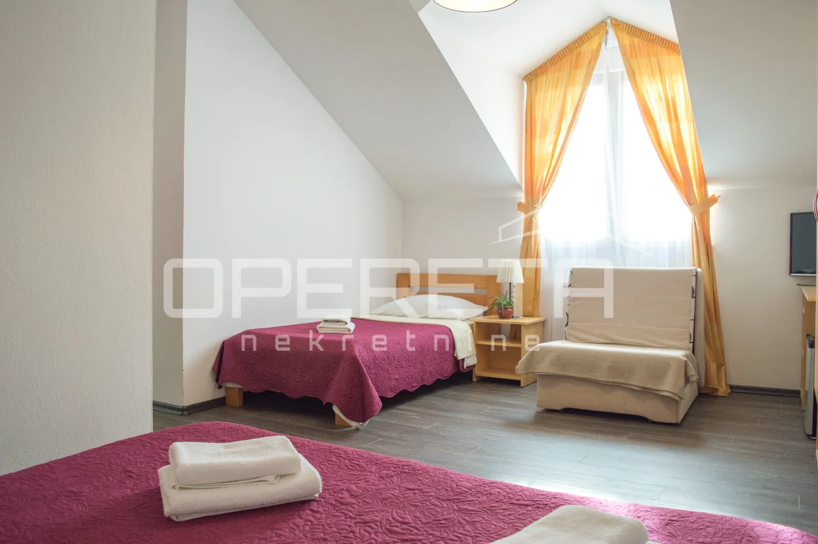 oštarski stanovi, zgrada, 430.000,00 eur - slika 1