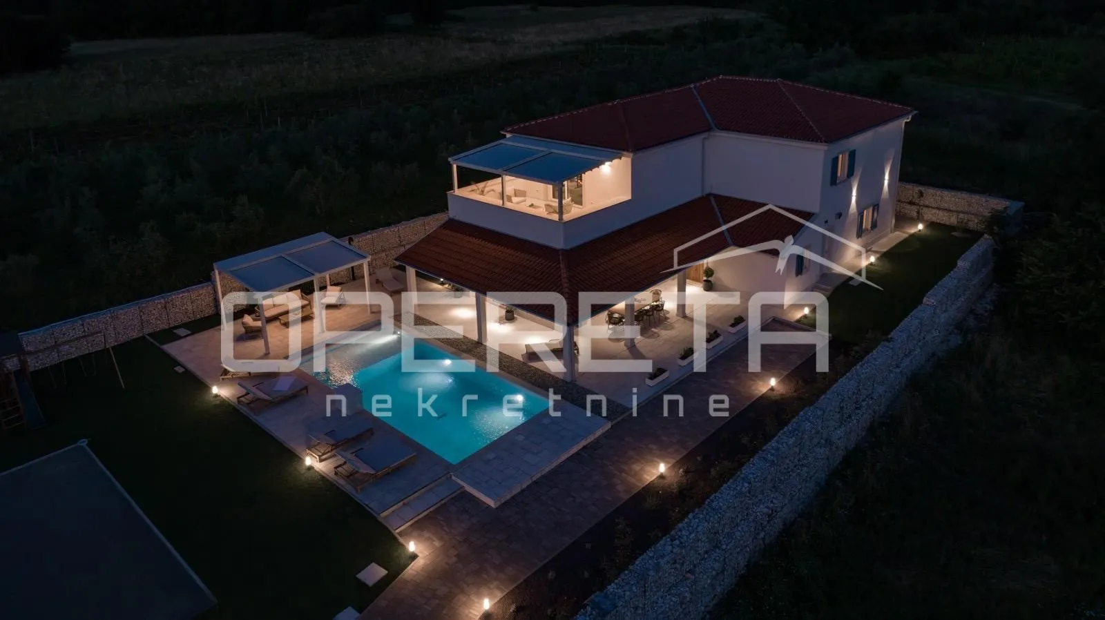 luksuzna moderna vila s grijanim bazenom i saunom – barban, istra - slika 41