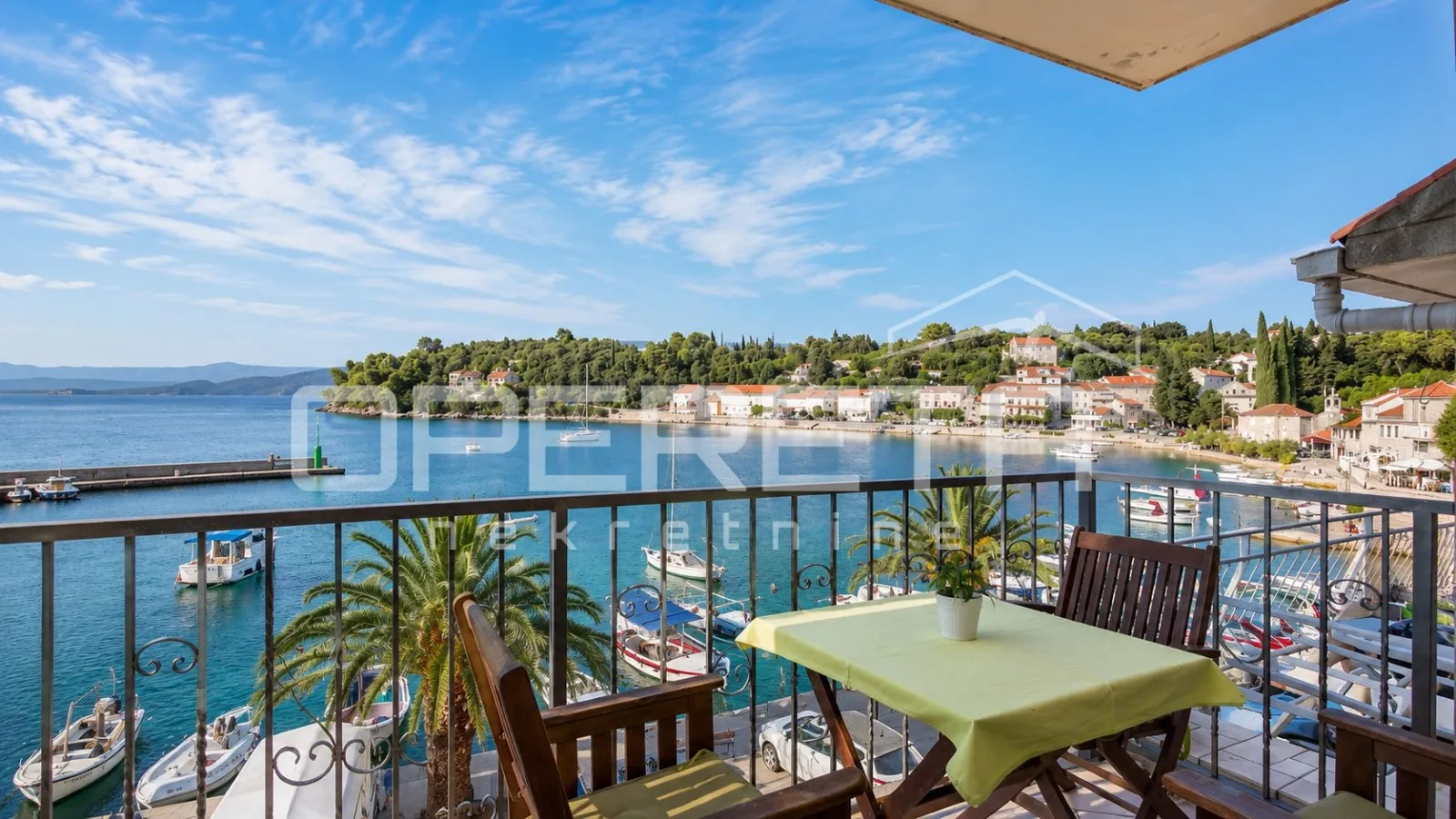 korčula, dva apartmana s pogledom i velikom terasom - slika 2