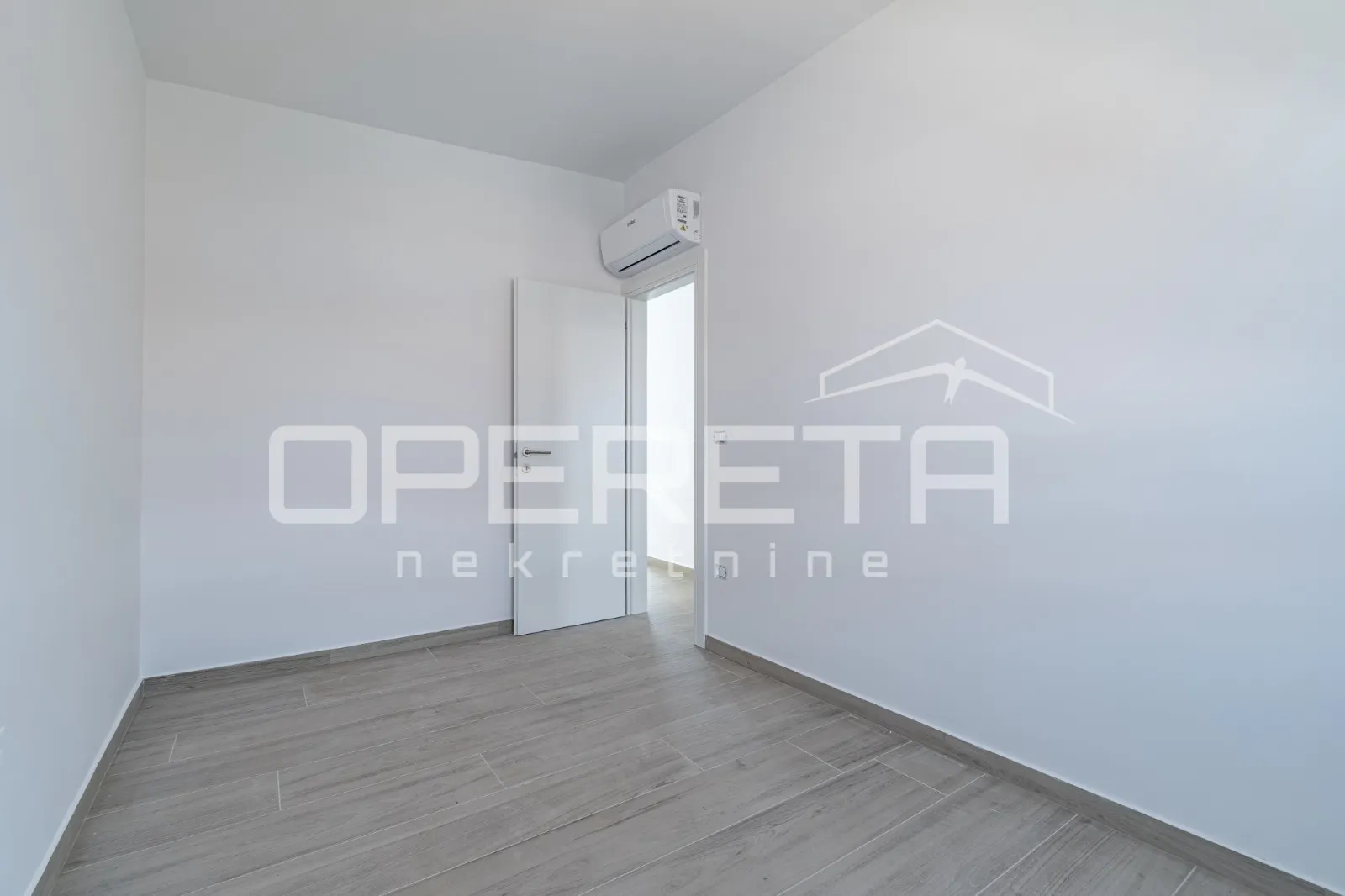 istra, umag okolica-stan na prvom katu s vrtom - slika 6