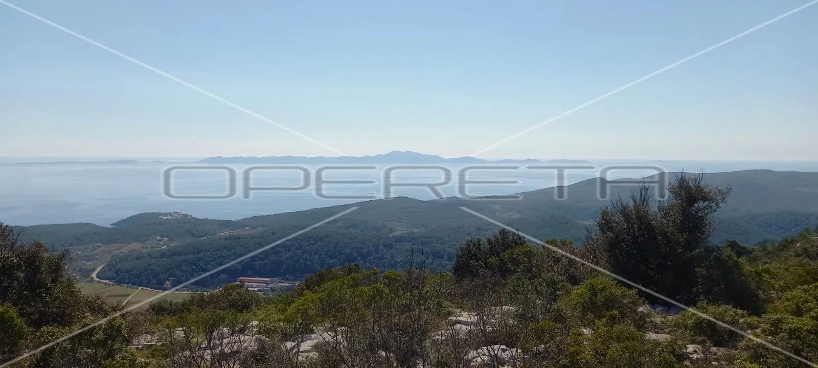 zemljište 51.000 m2 s pogledom na more, čara, korčula - slika 3
