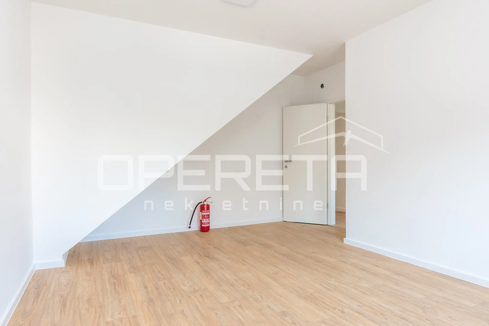 najam, ured, kvatrić, sermageova, 380m2 - slika 5