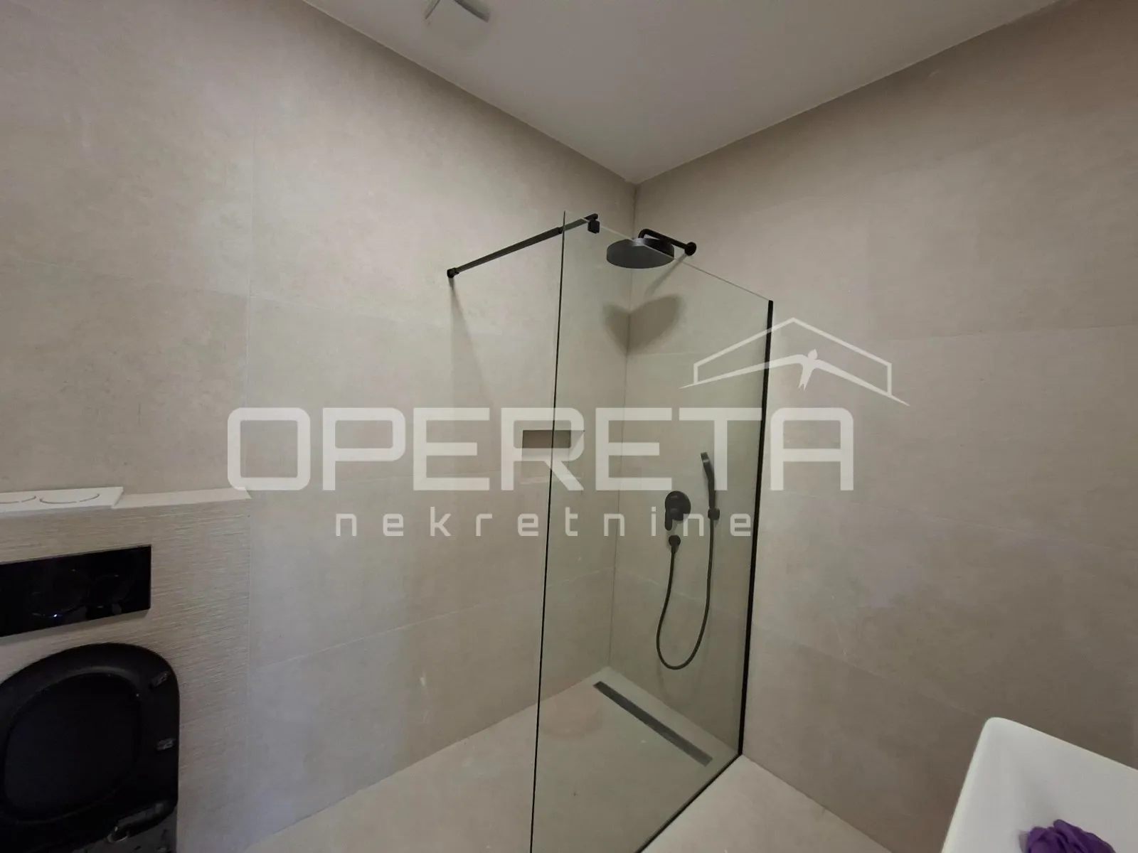 renovirani jednosoban stan na gripama, 83 m2. - slika 6