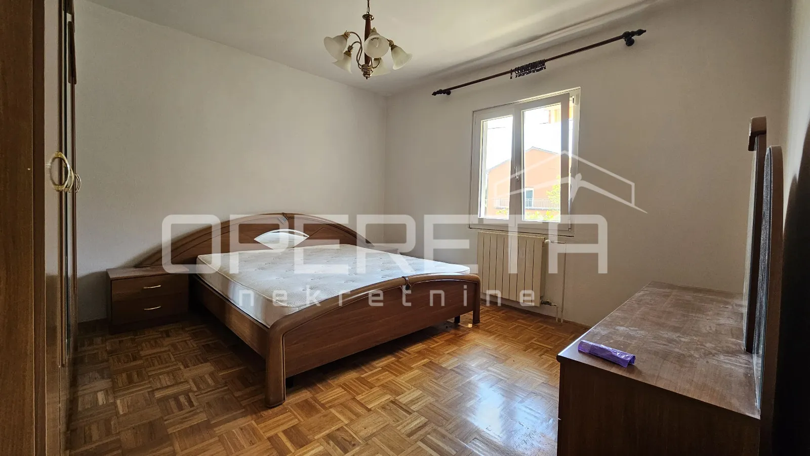 zadar – kuća s 2 trosobna stana (100 m²) i podrumom - slika 8