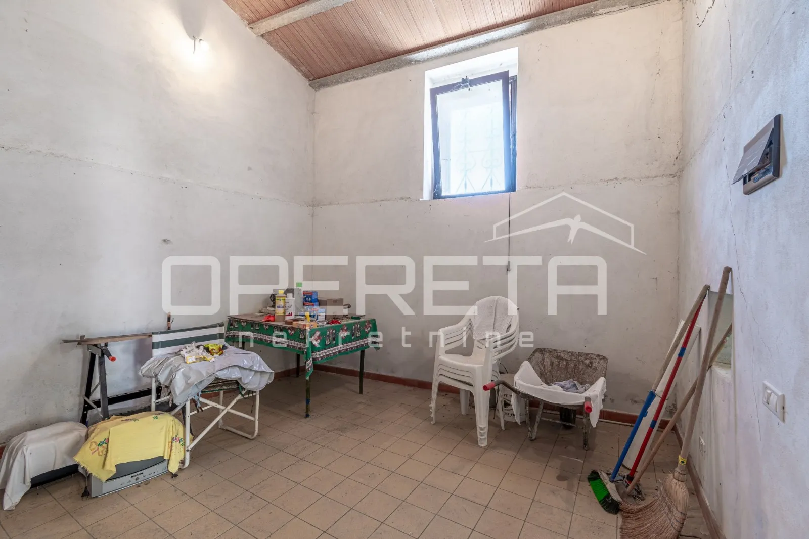 istra, sveti lovreč- kuća s dvorištem u centru - slika 15