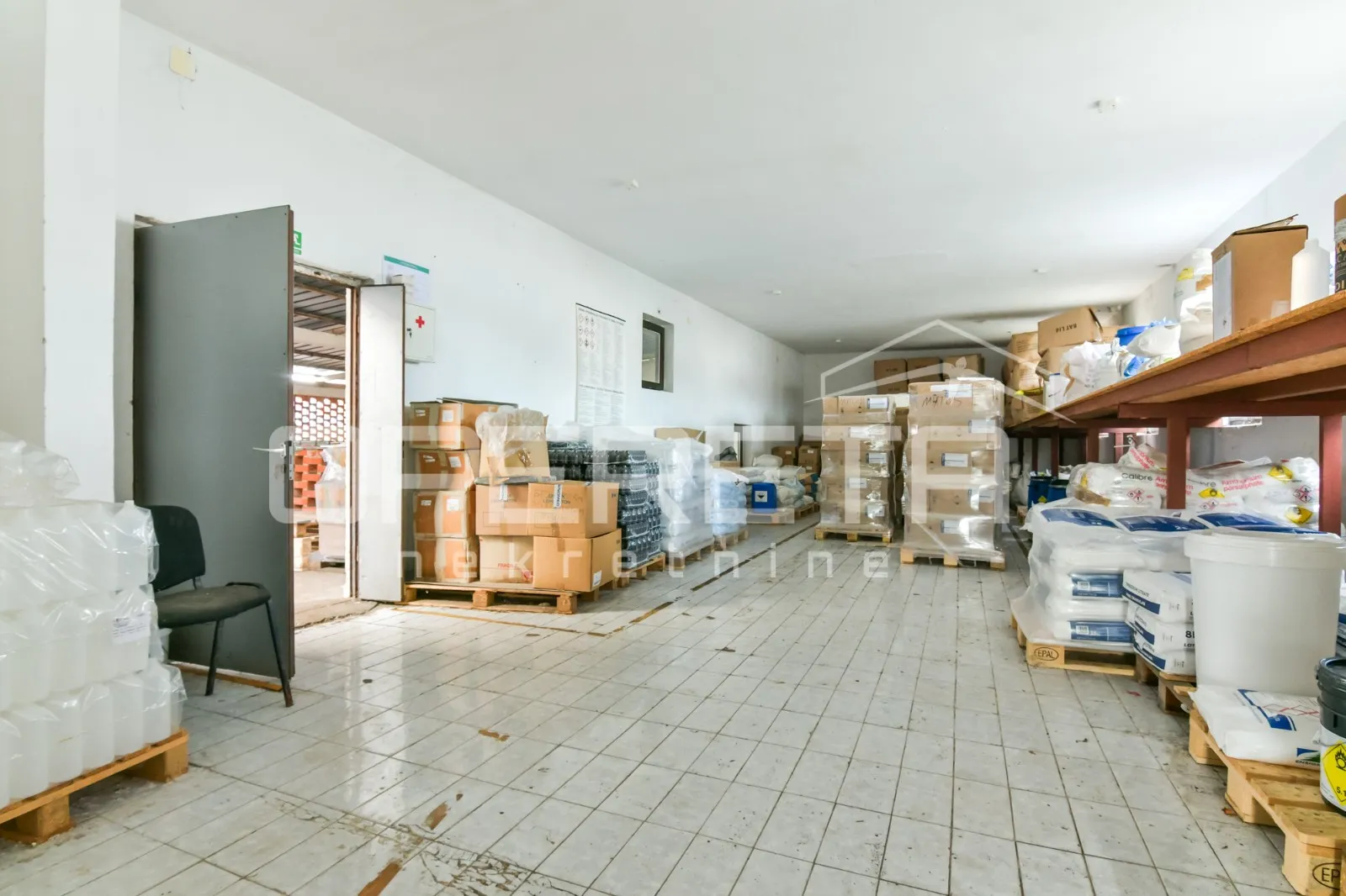 prodaja, poslovna zgrada, novaki, industrijska ulica, 867m2 - slika 6