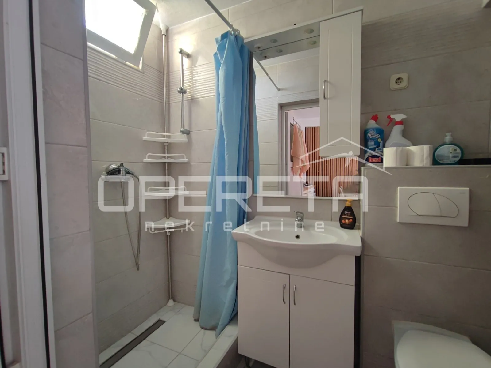 apartmanska kuća s četiri stambene jedinice, 190 m², vir - slika 24