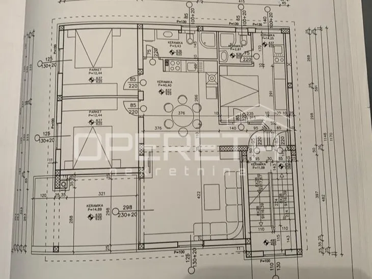 kuća s 5 apartmana, vodice- srima - slika 22