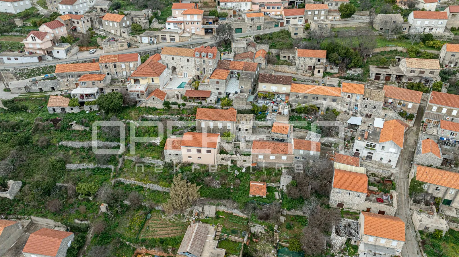idealna prilika: kamene kuće za renovaciju s velikim vrtom i pogledom - slika 10