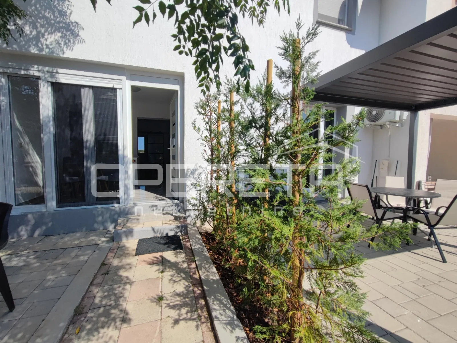 stan 77 m2, dva odvojena apartmana, 100 m do plaže, vir, zadar - slika 9