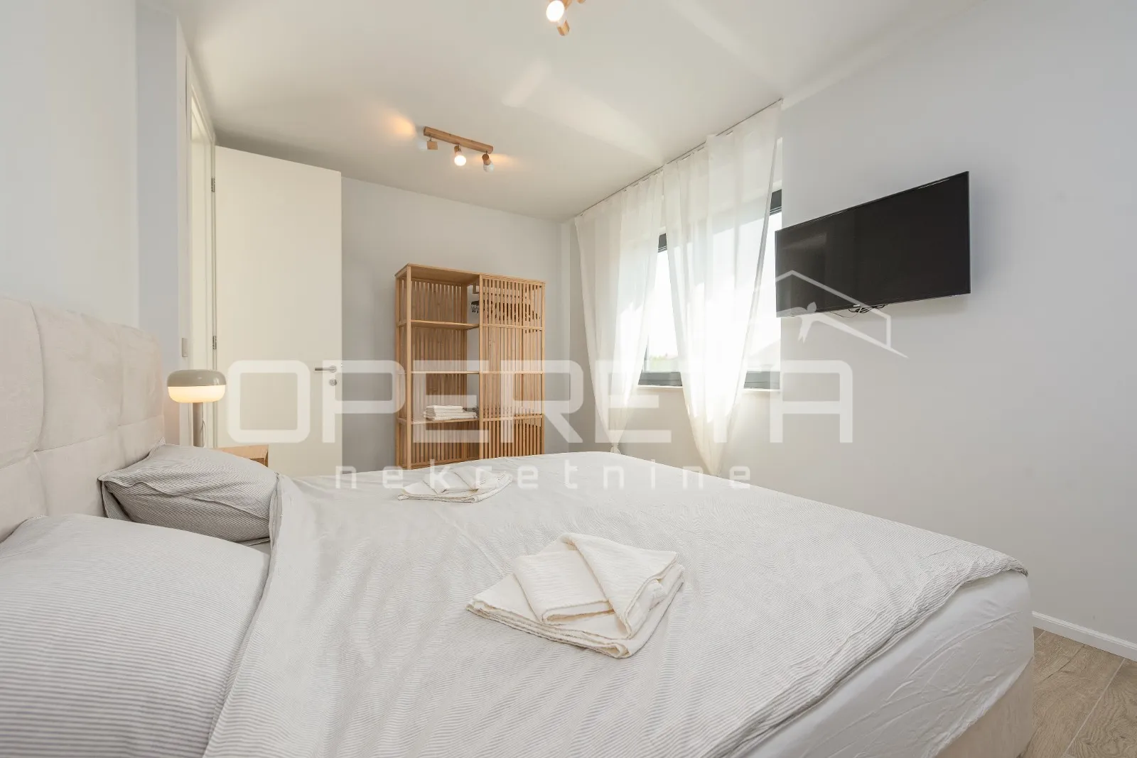 moderna vila s bazenom 217 m2, poljica brig, zadar - slika 30