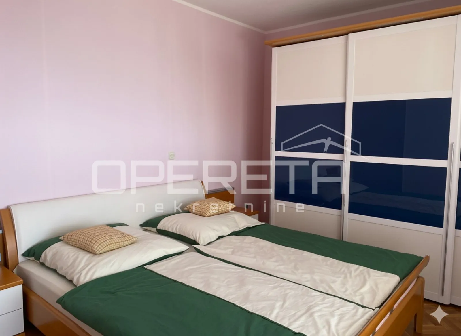 dvosoban stan na mirnoj lokaciji 70 m2 - slika 2