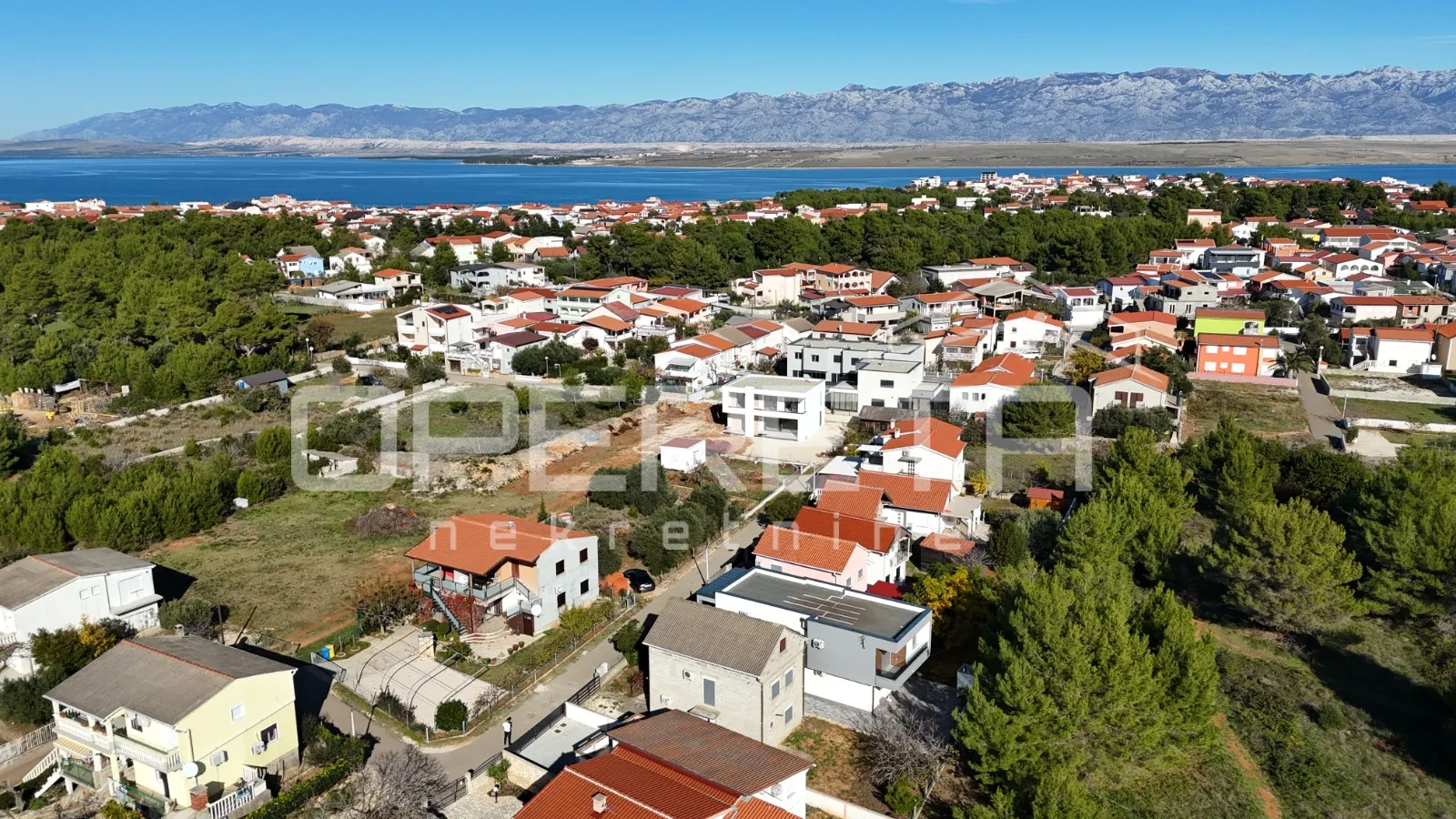 vir – samostojeća kuća s četiri moderno uređena apartmana, 170 m² - slika 6