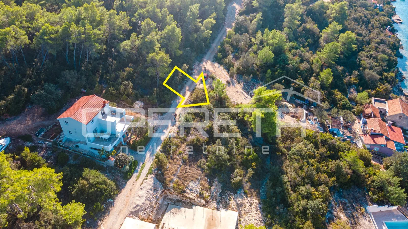 atraktivno građevinsko zemljište, 340m2, uvala tri porte, korčula - slika 6