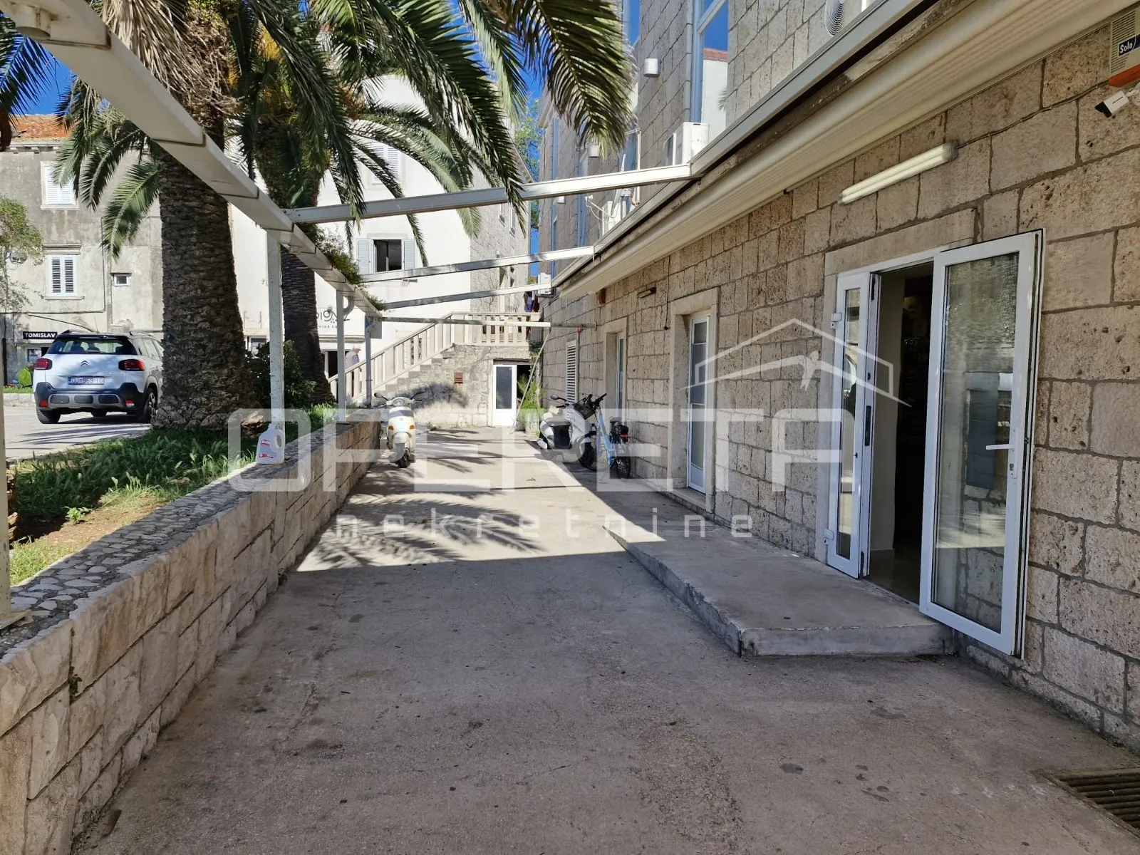poslovni prostor 175 m2 - centar korčule uz more - slika 6