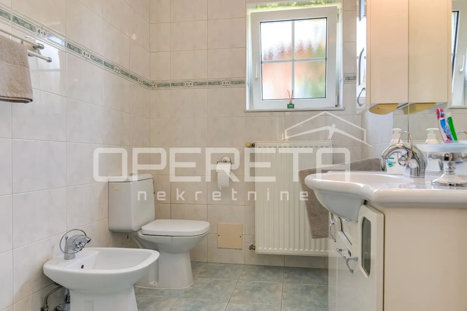 prodaja, kuća, ivanić grad, centar, savska ulica, samostojeća, 284 m2 u mirnom - slika 18