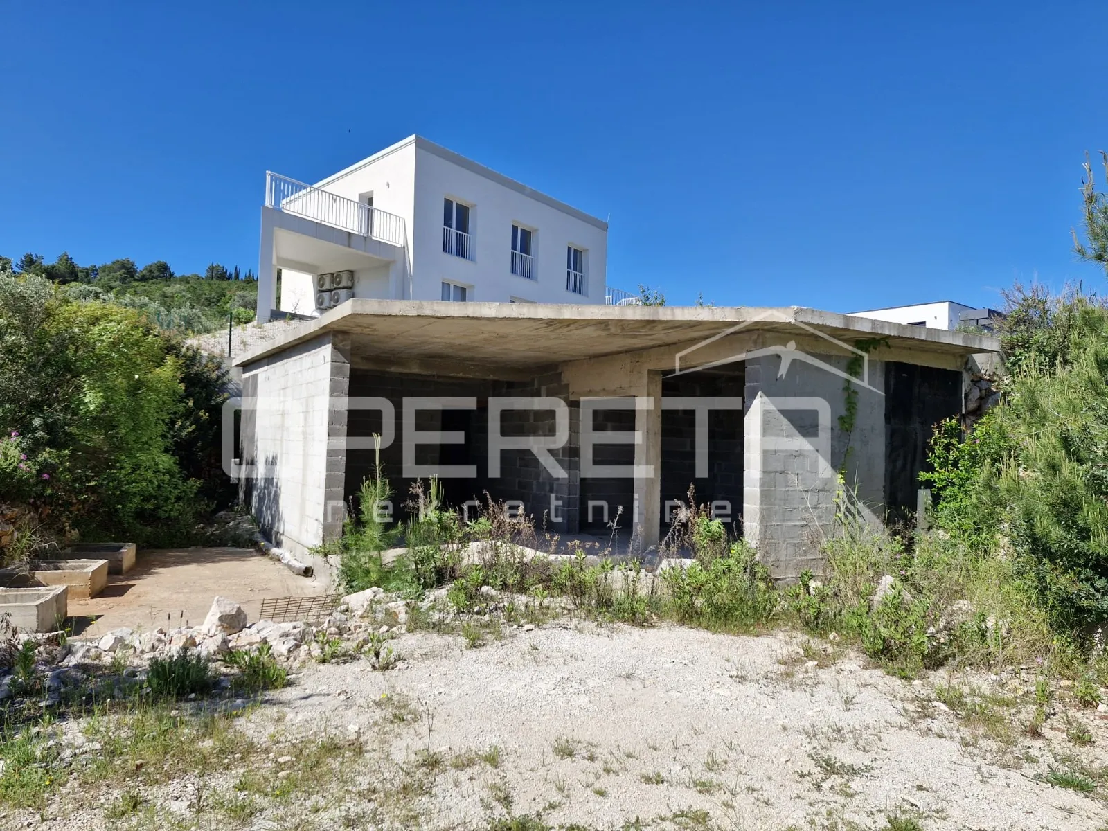 moderna kuća s bazenom i mediteranskim vrtom, lumbarda, otok korčula - slika 6