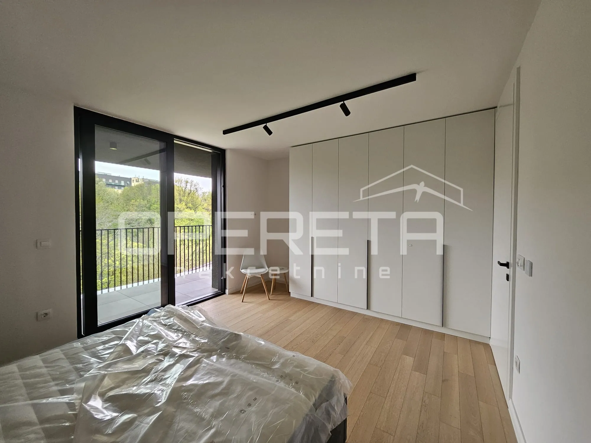 najam, stan, kvatrić, srebrnjak 315m2, (204 m2 netto) - slika 12