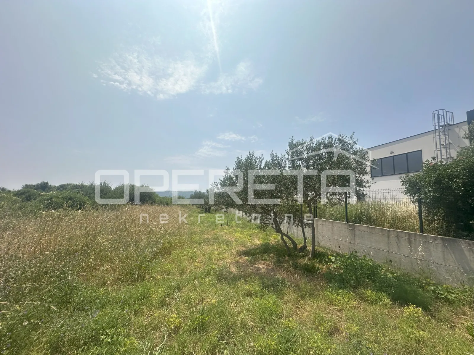 građevinsko zemljište 3.500 m² u trogiru, industrijska zona - slika 5