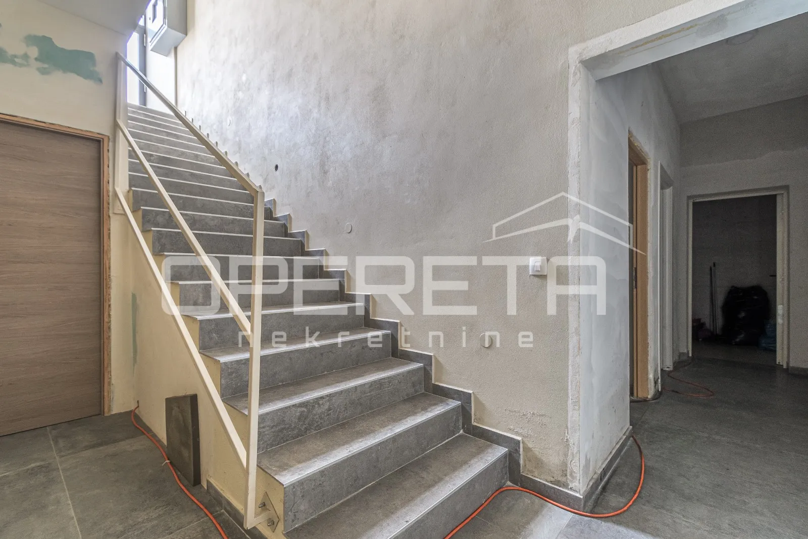 najam, poslovna zgrada, poreč, poreč, 28m2 - slika 8