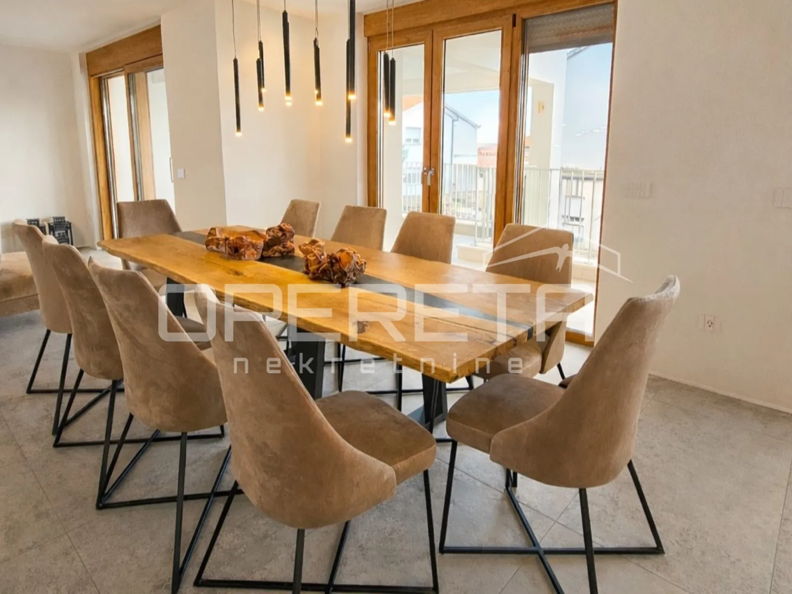 kaštel novi – moderna vila s bazenom i krovnom terasom, novogradnja - slika 3