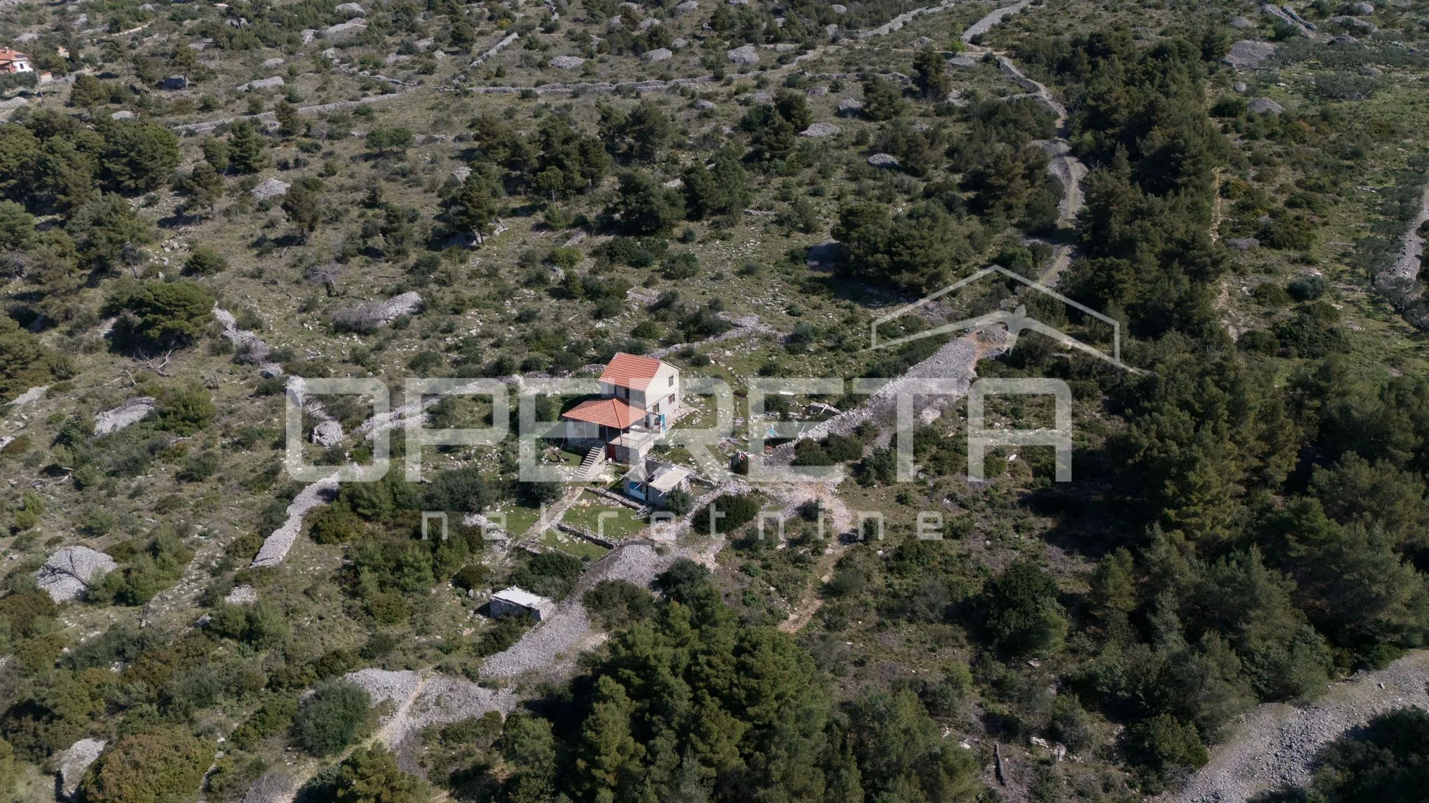 kuća uz more s panoramskim pogledom i terasom – milna, otok brač - slika 6