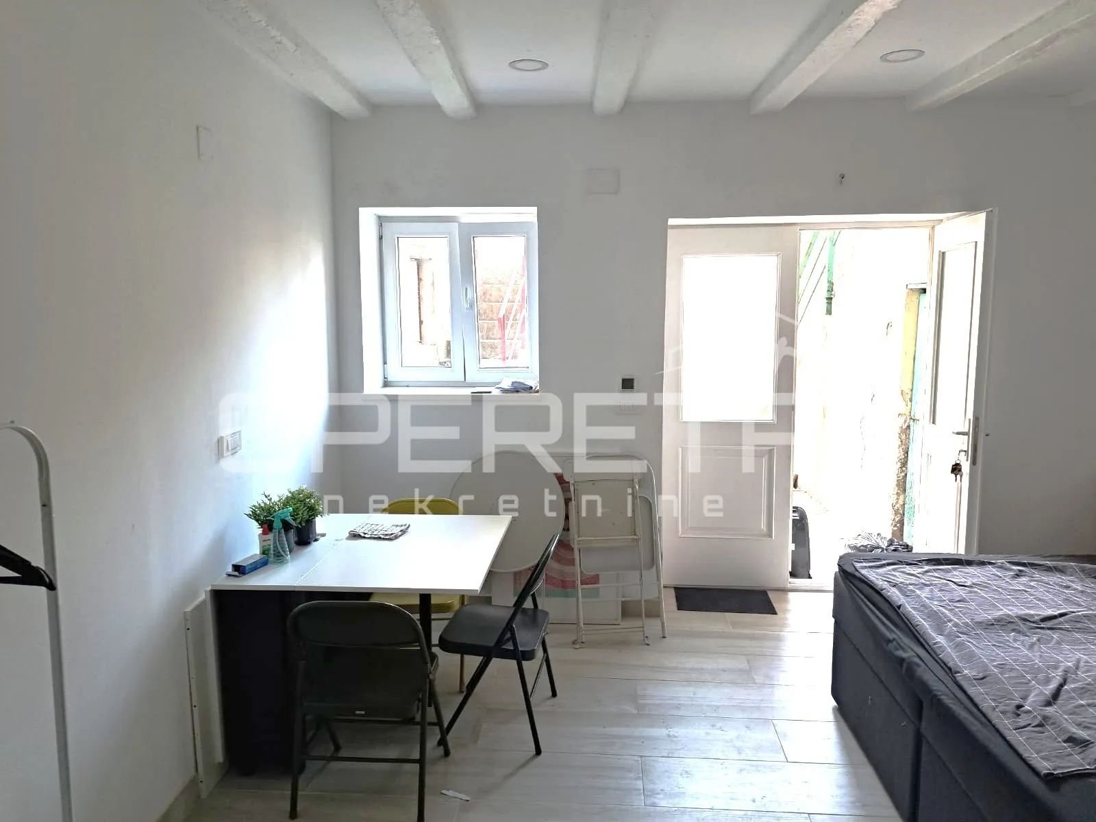 prodaja, stan, vis, ulica ivana farolfija, garsonjera, 25m2 - slika 3