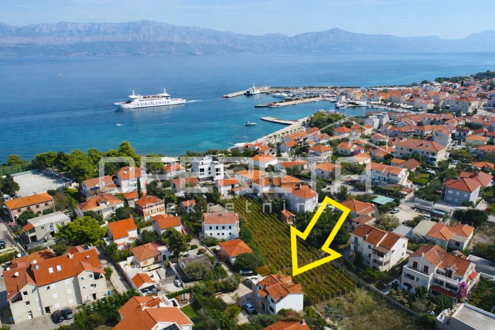 supetar, kuća 200 m2, 150 m od plaže, parcela 610 m2 - slika 25