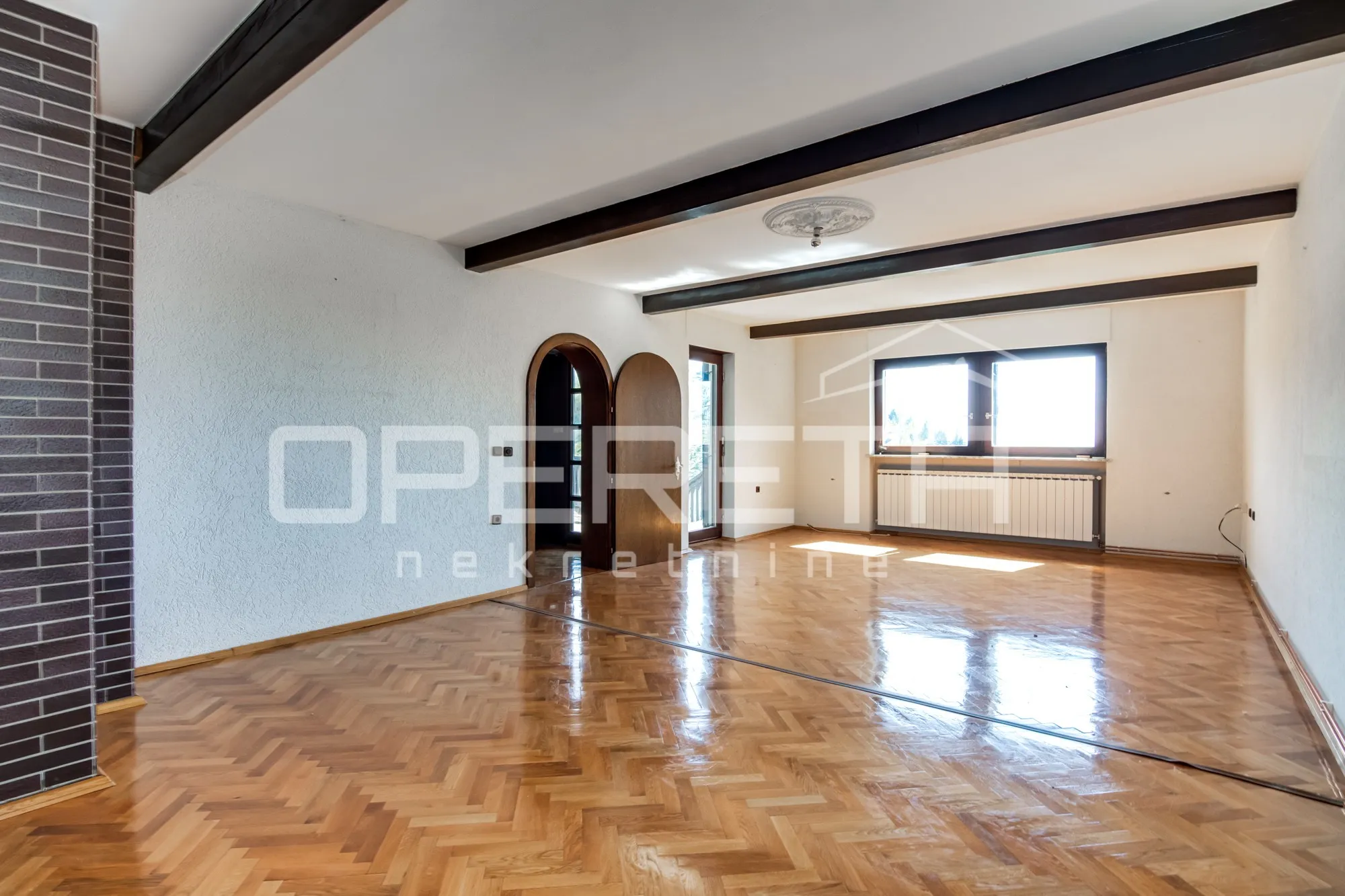 prodajemo prostranu obiteljsku kuću na parceli od 2.265m2 u gajnicama, zagreb, i - slika 32