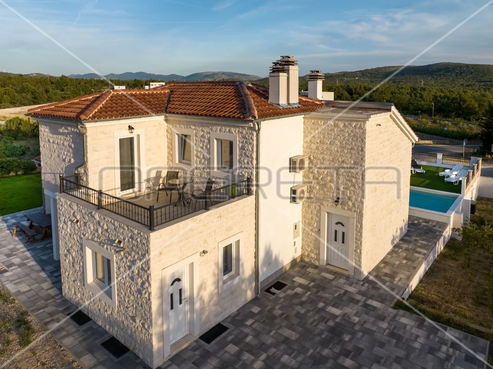 kuća mediteranskog stila i prvoklasne izgradnje, dubrava kraj šibenika - slika 19