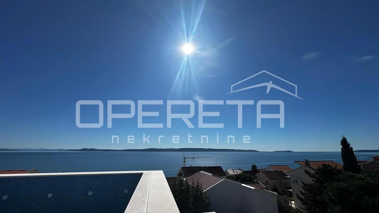 penthouse u okrugu gornjem s krovnim bazenom i pogledom na more - slika 10