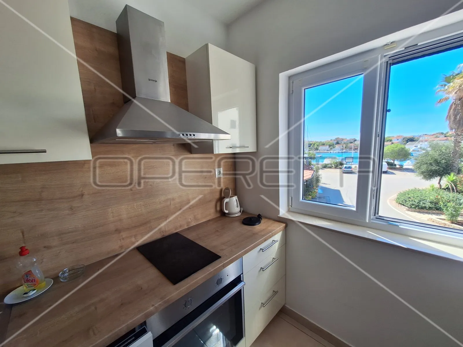 apartmanska kuća u centru jezera, investicija - slika 5