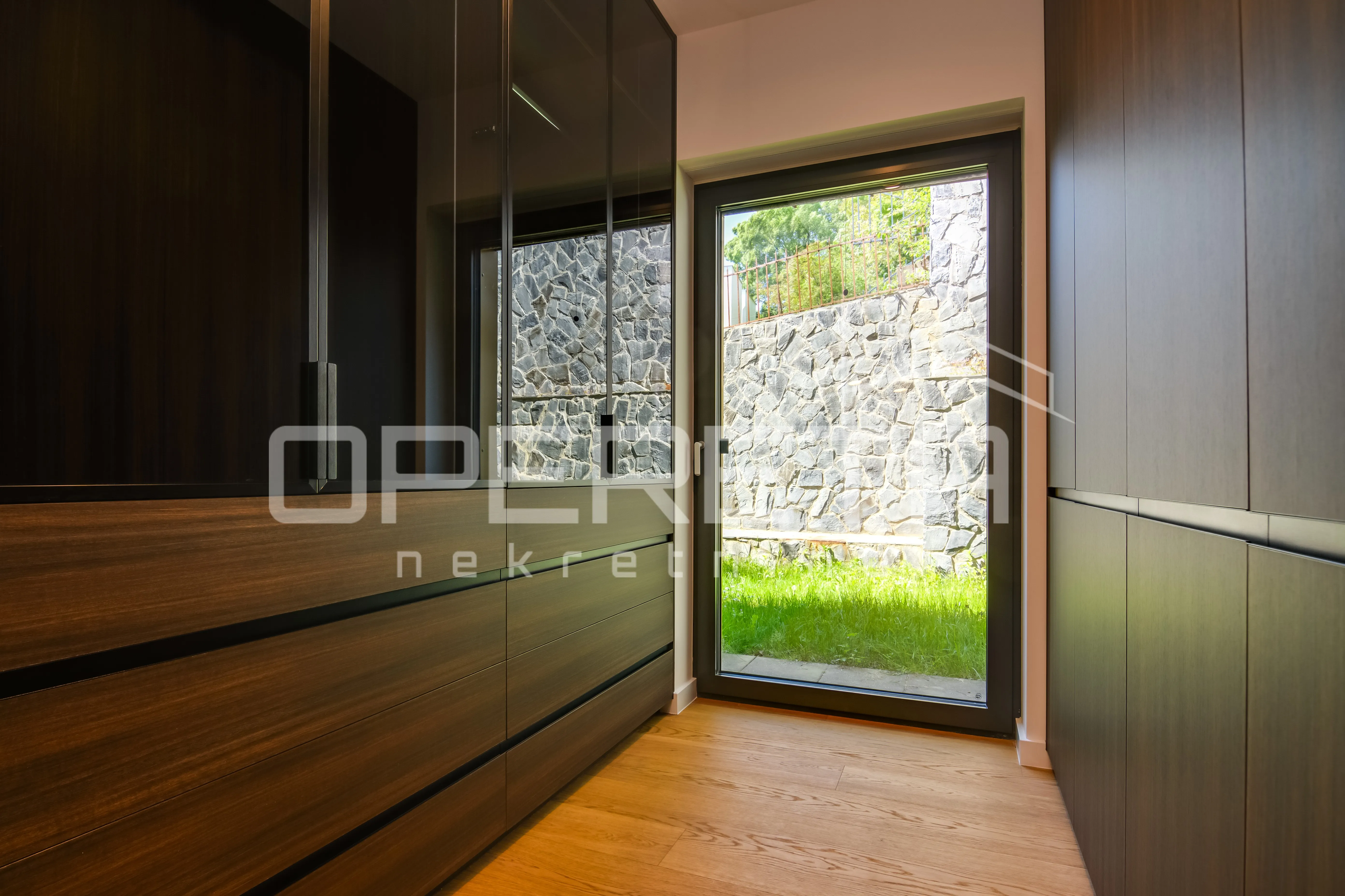 najam, stan, centar, ribnjak, 4s, 150m2 - slika 12