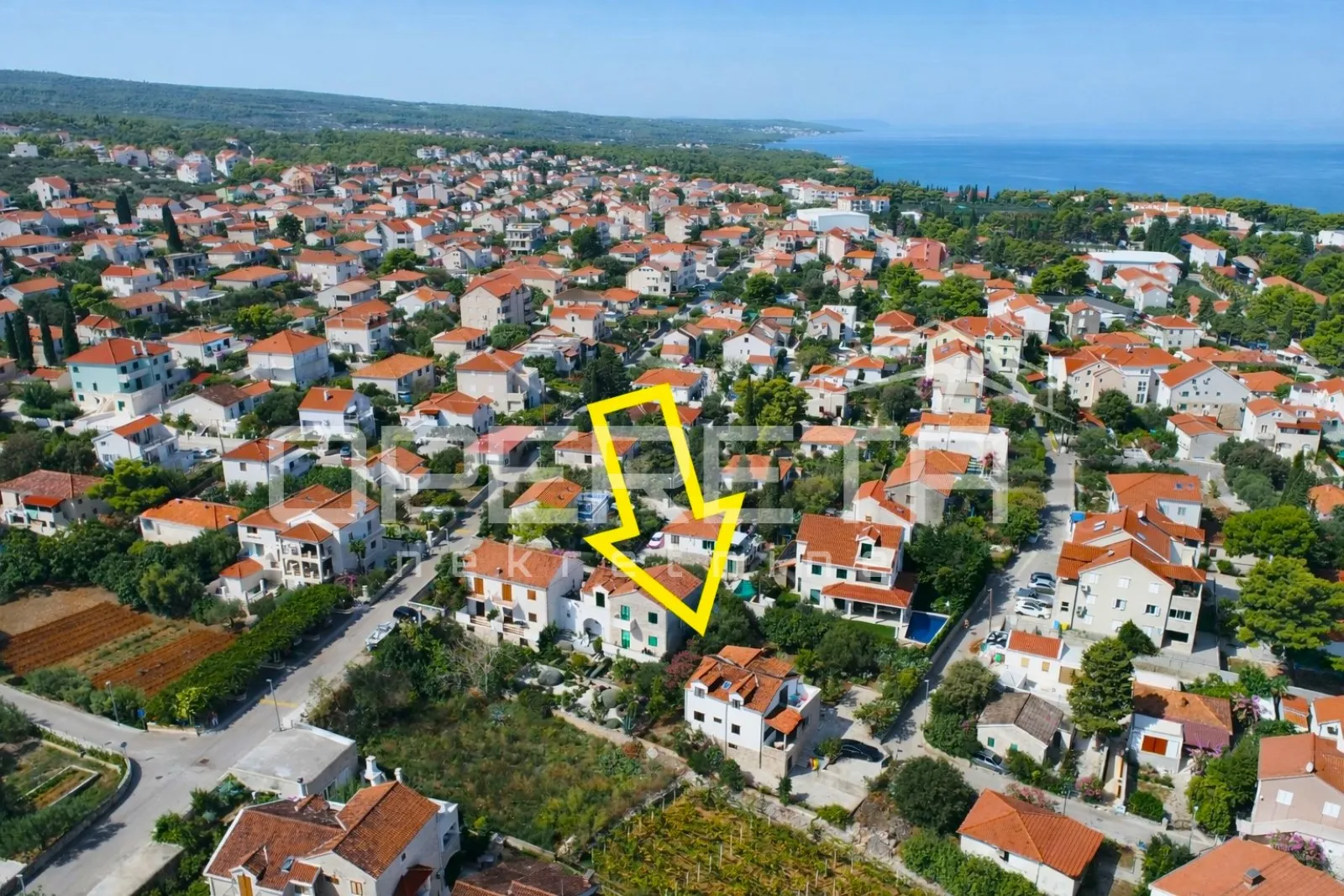 supetar, kuća 200 m2, 150 m od plaže, parcela 610 m2 - slika 30