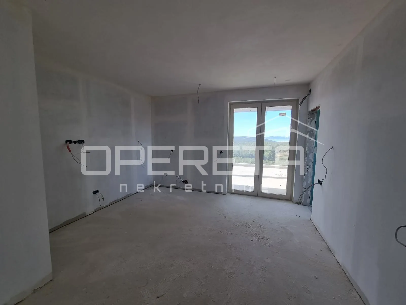 vila s infinity bazenom i pogledom na more - slika 12