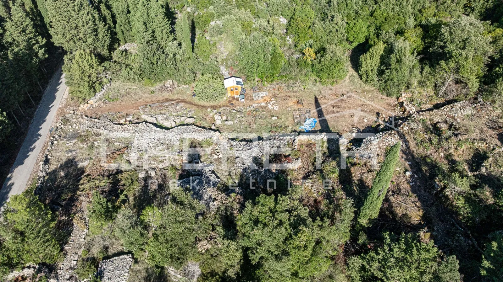 atraktivno poljoprivredno zemljište 9400 m2, nedaleko od mora, pupnat - slika 13